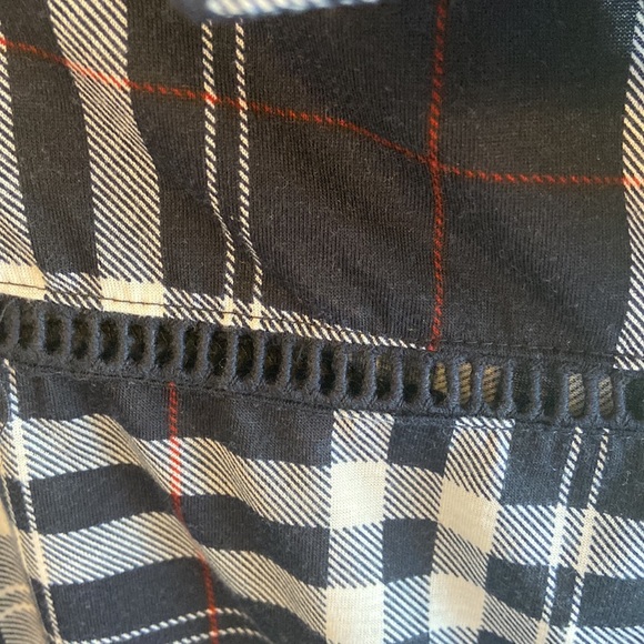 Polly & Esther plaid button down shirt M Jrs - Picture 3 of 6